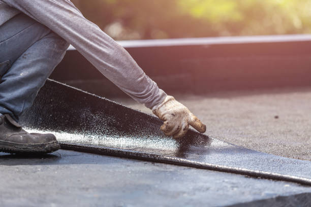 Professional Vapor Barrier Installation technician working in Amesville, OH